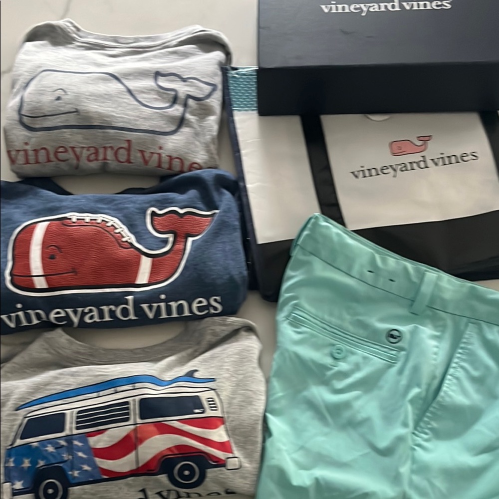 Boys Vineyard Vines Graphic Long Sleeve T’s (3), performance shorts, box & bag